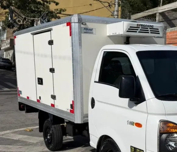 Baú Refrigerado Frigorífico FiBrasil para HR Hyundai