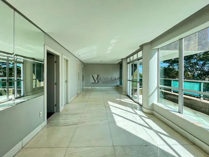 Apartamento de 136m² à venda no Belvedere.