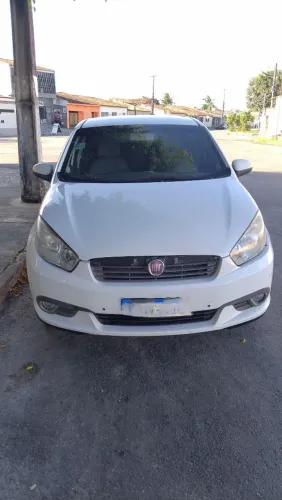 Fiat Grand Siena Essence 1.6 Flex 16V 2015