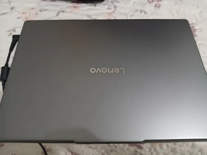 Notebook Lenovo IdeaPad 3 15? i5 - Lenovo
