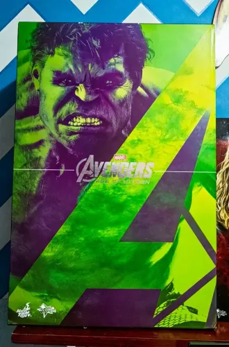 HULK - HOT TOY - AGE OF ULTRON