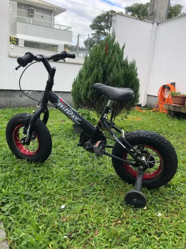 Bicicleta aro 8 Ultra biks menino 
