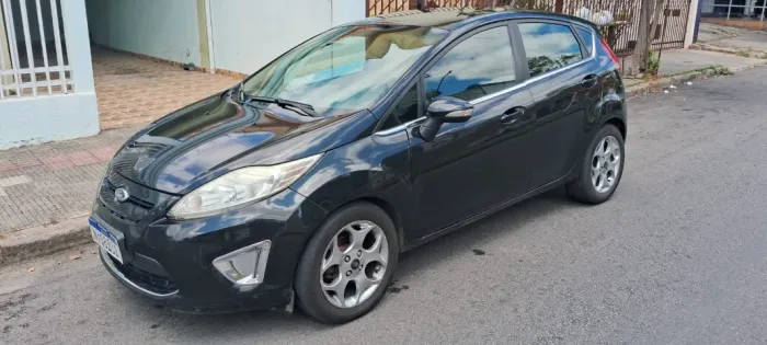 Ford Fiesta SE 1.6 16V Flex 5P 2012