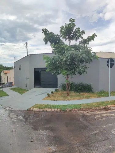 Casa 03 quartos residencial flor do ipê- Senador Canedo 