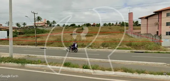 Aluga-se terreno comercial no Porto das Dunas! Localização privilegiada na avenida princip
