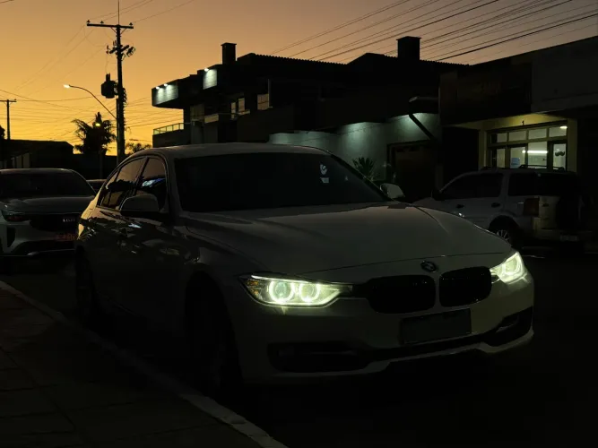 BMW 320I A 2.0 Turbo/activeflex 16V 184cv 4P 2015