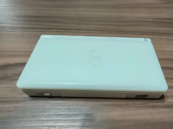 Nintento DS Lite