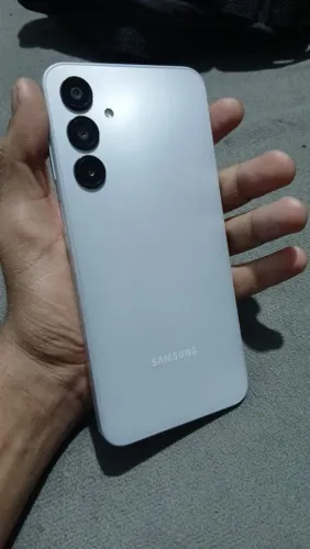 Samsung A16 branco