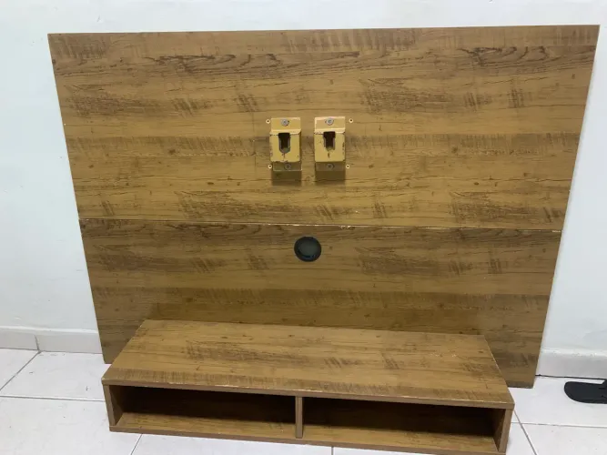 Vendo painel de tv com rack suspenso