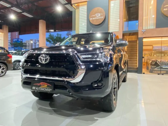 Toyota Hilux CD SRV 4X4 2.8 TDI Diesel Aut. 2024