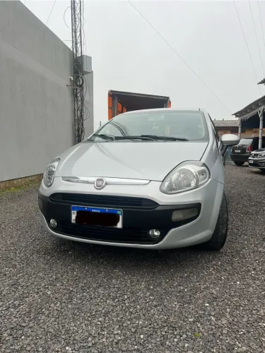 Fiat Punto Attractive 1.4 Fire Flex 8V 5P 2013
