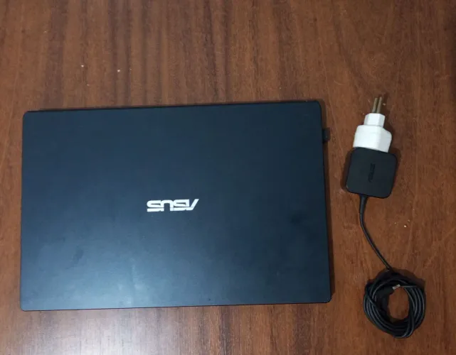 NOTBOOK VIVOBOOK ASUS