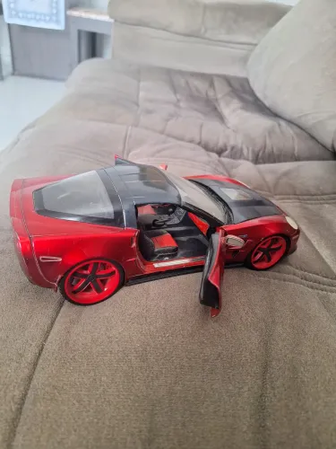 Miniatura corvette zr1. Scala 1:18