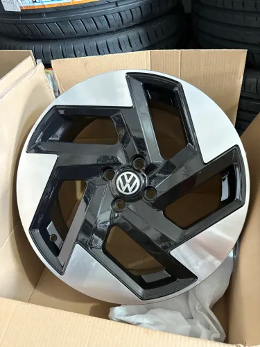 Jogo de rodas r17 novas volks Tala 6