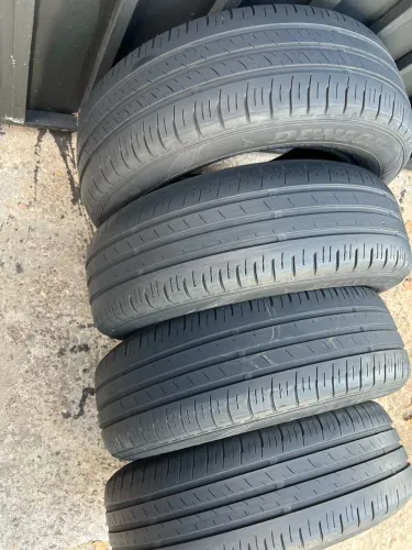 Vendo 04 pneus 175/65/14 Dunlop (usados)