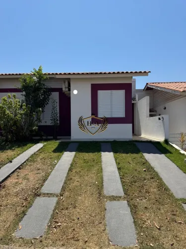 Casa com 3 Quartos no Condomínio Rio Claro!