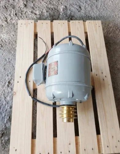 Motor elétrico Weg 5cv trifásico baixa rotação revisado