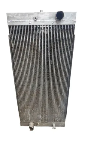 Radiador John Deere Axt11390 - Colhedora Ch570 / Ch670