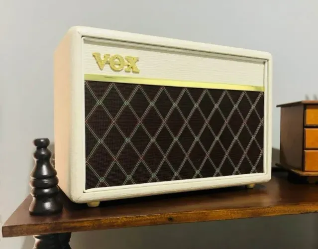 Amplificador Cubo Vox Pathfinder 10 Creme 110v (ótimo estado)