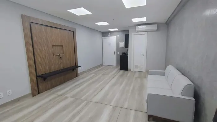 Oportunidade no Square SC 401 !Sala Comercial com Estrutura Completa - Pronto para Trabalh