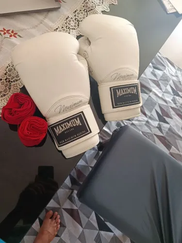Luva Boxe e Muay Thai. 14 Oz
