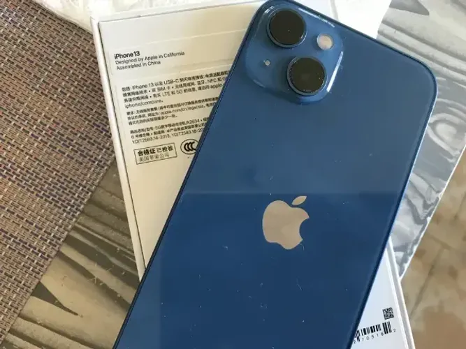 Iphone 13 mini top