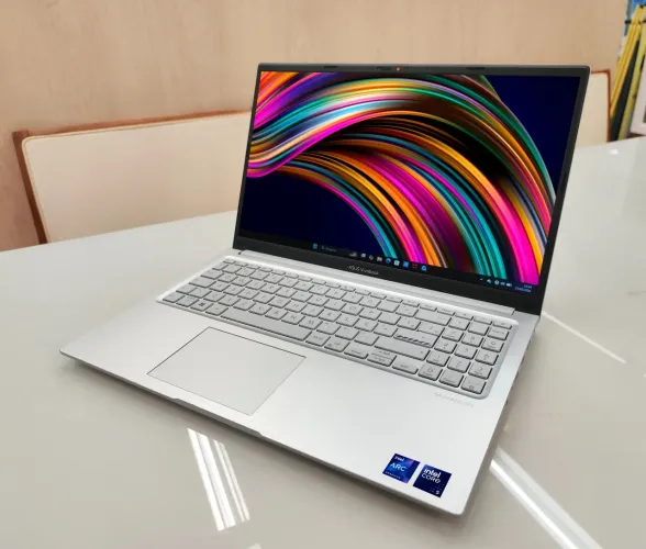 NOTEBOOK ASUS I5 12°/ TELA 120 HERTZ / BIOMETRIA