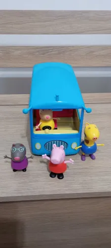 Ônibus Pepa Pig