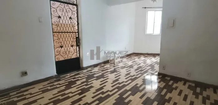 Aluga-se Apartamento Térreo no Rio Comprido