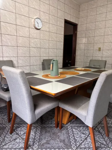 MESA DE JANTAR 2x20 + 6 cadeiras