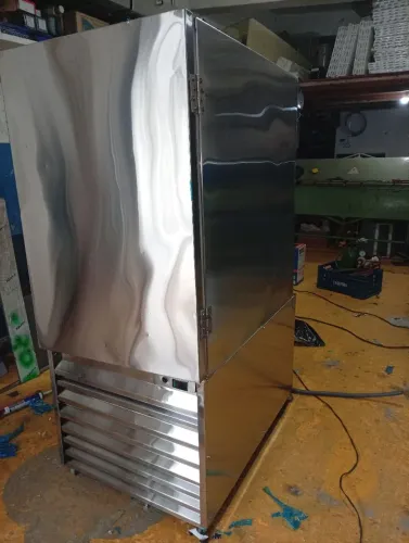 Ultracongelador 10 bandejas inox