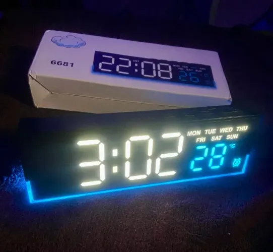 RELOGIO DESPERTADOR DE LED