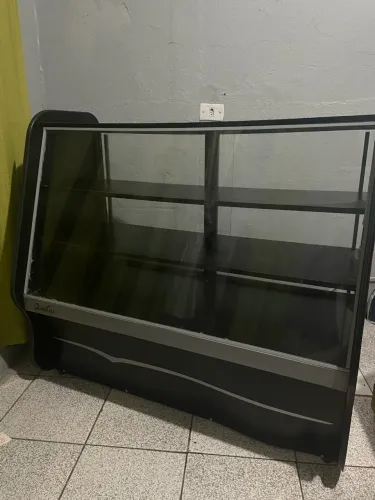balcão expositor seco (negocio o valor)
