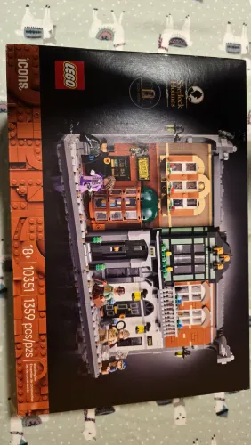 Lego Icons 10351 - Sherlock Holmes: Book Nook