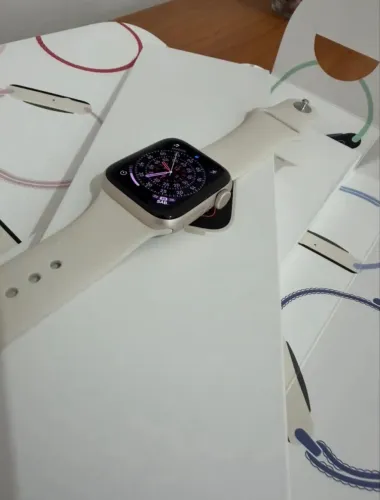 Apple Watch SE 3 40mm GARANTIA