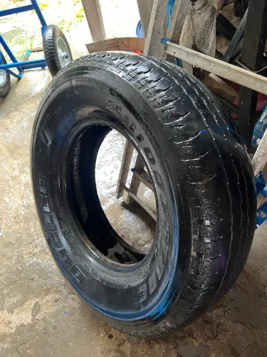 Pneu 265/70/16