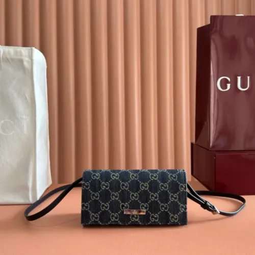 Bolsa Carteira Gucci GG em Denim Azul com Alça Transversal