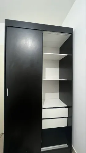 Guarda-roupa duas portas