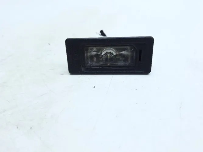 Luz Placa Traseira Vw Tiguan Tsi 2.0 2019 5NA943021