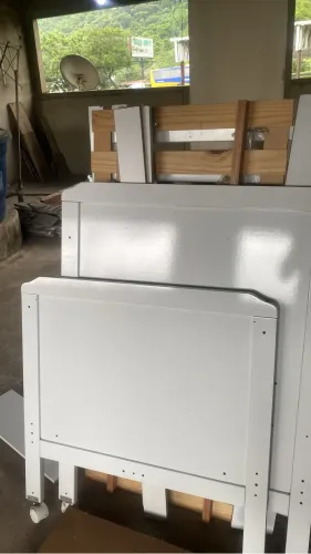 Berço/cama com rodinhas completo