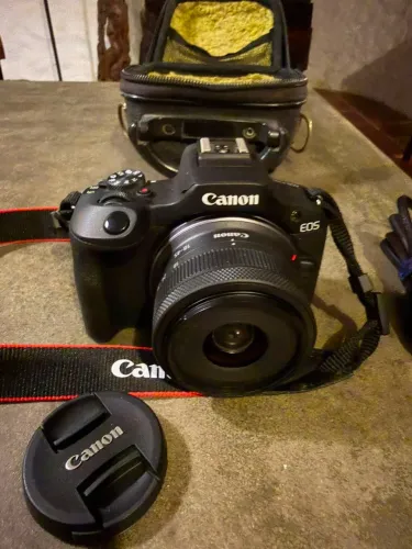 Máquina Fotográfica Cannon 
