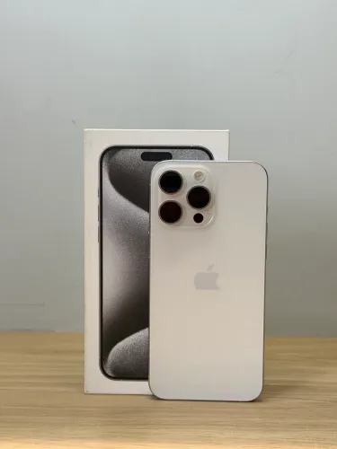 iPhone 15 Pro Max 256gb Branco Titanium