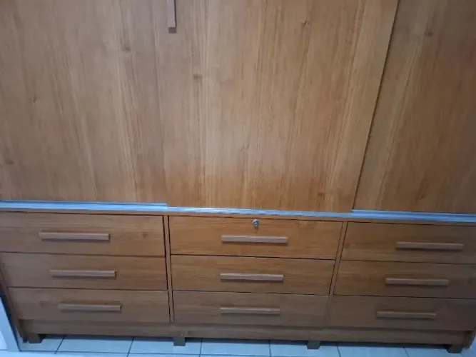 Guarda roupa casal madeira