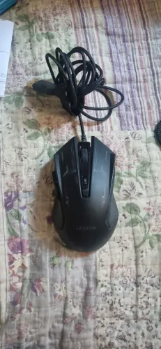 Mouse Lenovo Gamer Legion M200 RGB Preto GX30P93886