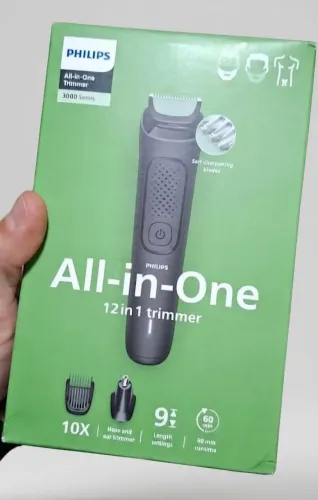Aparador de Pelos Philips All-in-One Trimmer Series 3000 (12 em 1)