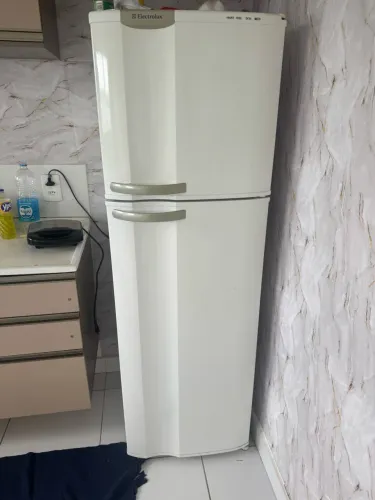Geladeira Electrolux front free df34