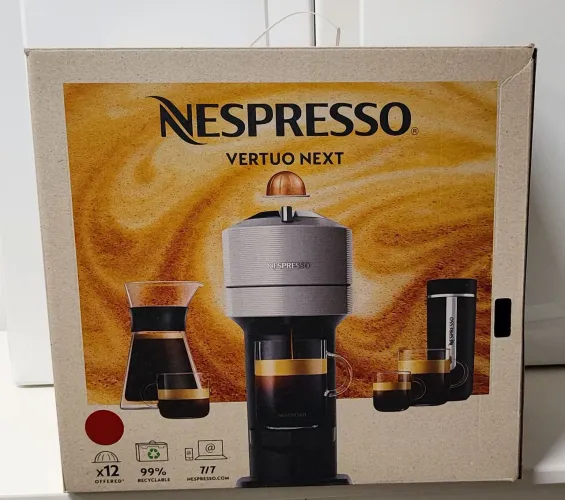 Cafeteira Vertuo Next Nespresso Cereja - 220V