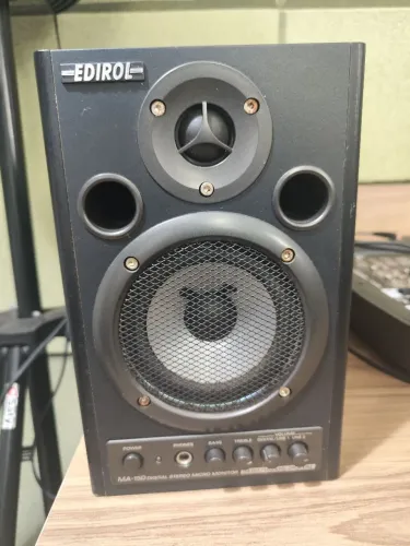 Monitor de Referência Edirol Roland MA15D