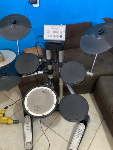 Bateria eletrônica ROLAND HD1