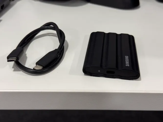 SSD Samsung T7 2TB Shield